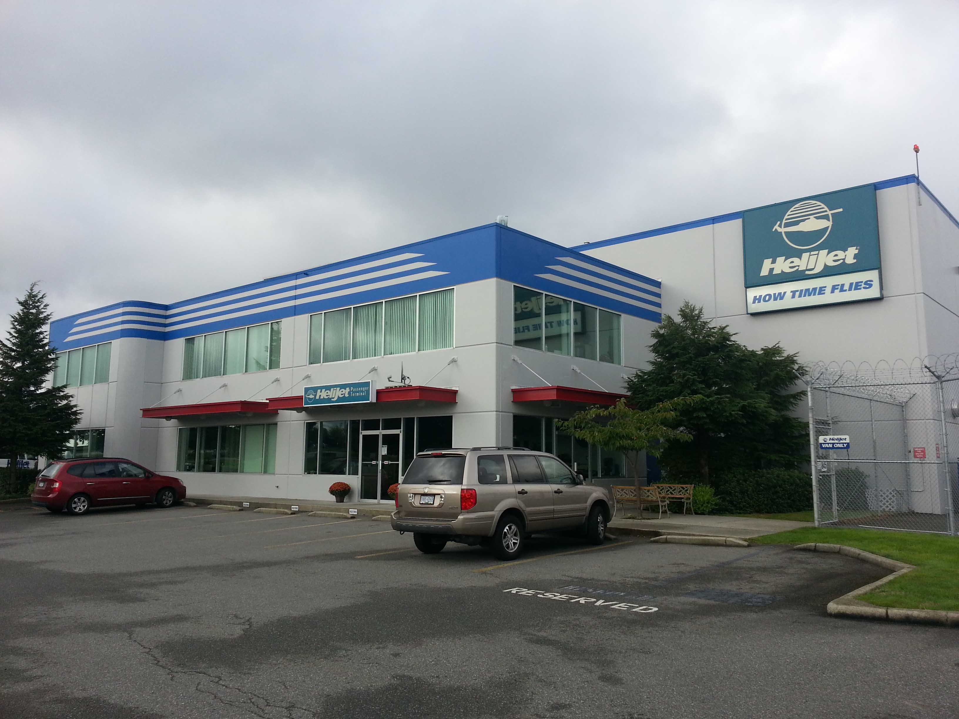 Helijet exterior painting